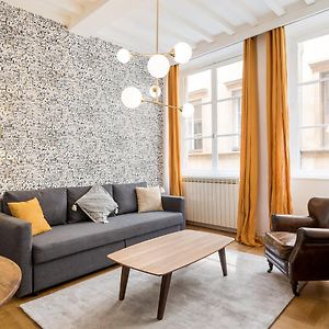 Honore - Suite Trois Maries